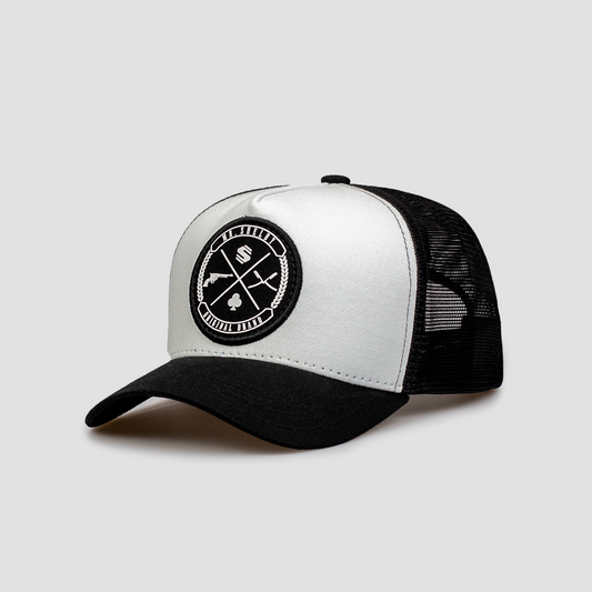 Boné Mr. Shelby Trucker Brasão Branco e Preto